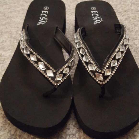 ecsa | Shoes | Nwot Black Platform Thong Sandals W Sparkle | Poshmark